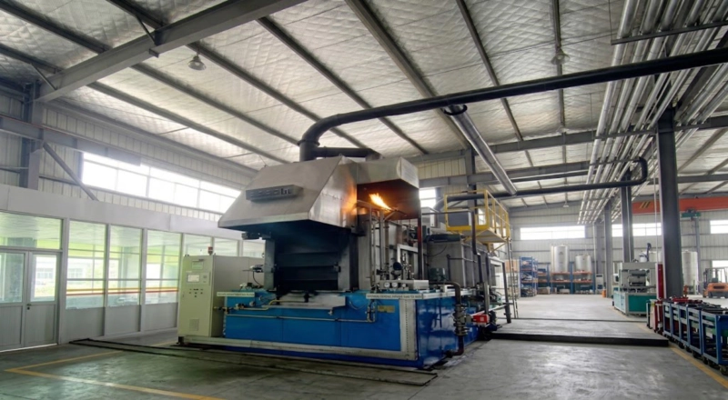 Industrial nitriding furnace for compressor heat treatment
